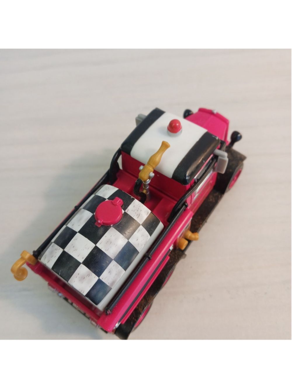 Disney Pixar Planes Mayday Fire Truck Fire & Rescue Diecast 1:55 Mattel - Picture 6 of 7
